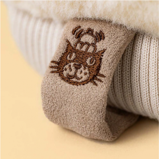 Jellycat Amuseables Fitswell Mitten 